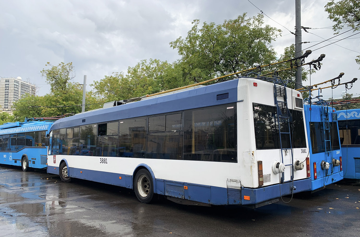 Москва, СВАРЗ-6235.01 (БКМ 32100М) № 3881