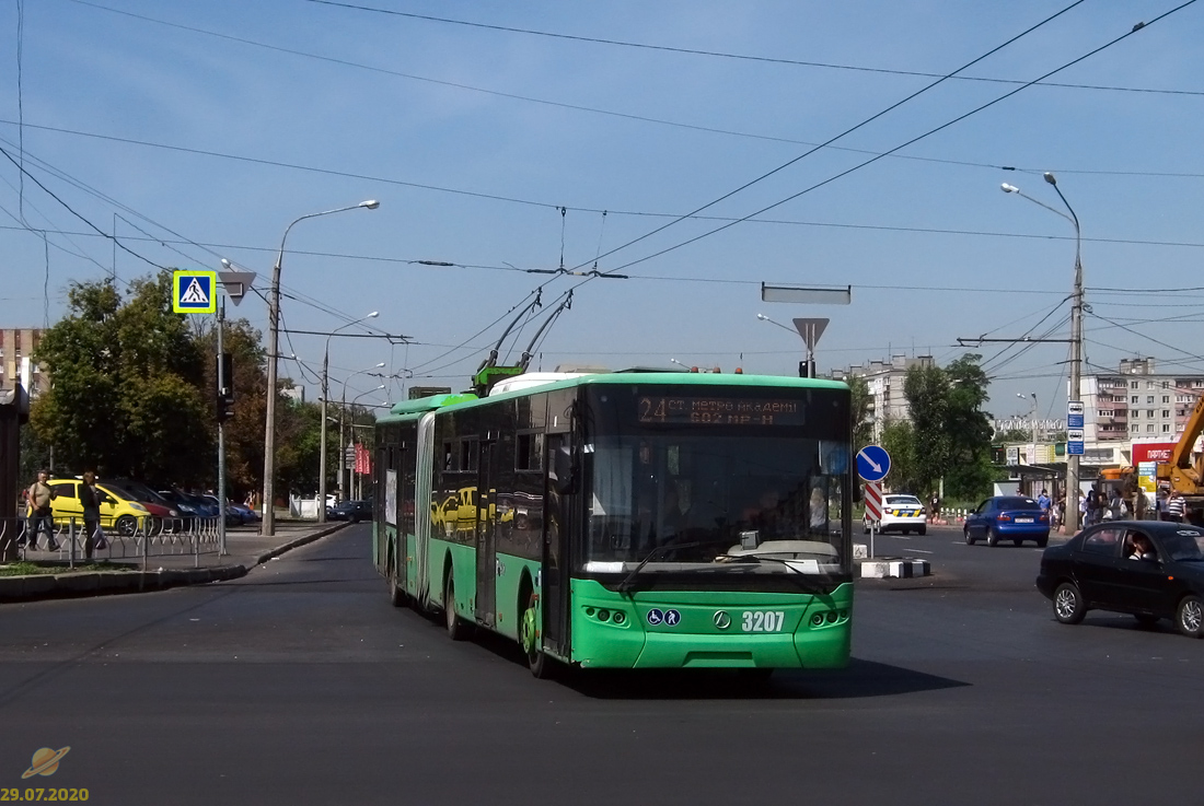 Харьков, ЛАЗ E301D1 № 3207