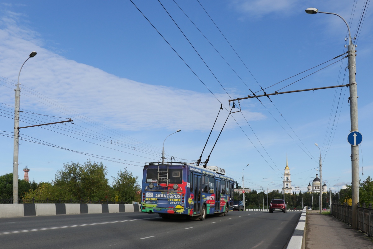 Рыбинск, ЛиАЗ-5280 № 27