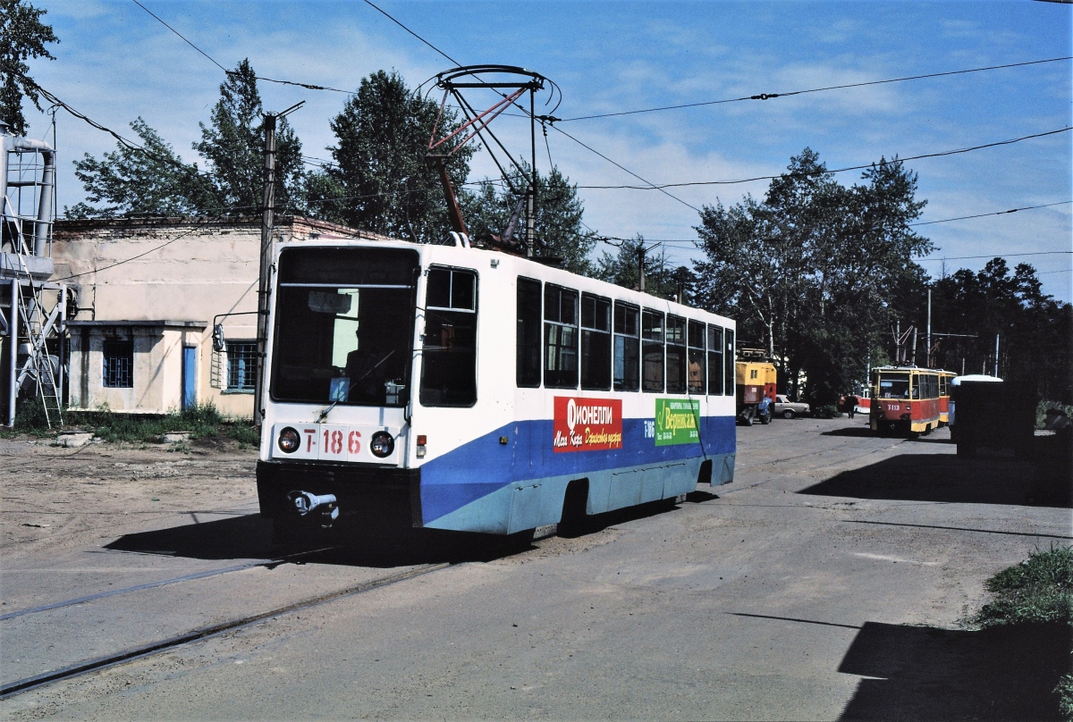 Angarsk, 71-608K № 186; Angarsk, 71-605 (KTM-5M3) № 113 Angarsk, 71-608K № 186; Angarsk, 71-605 (KTM-5M3) № 113