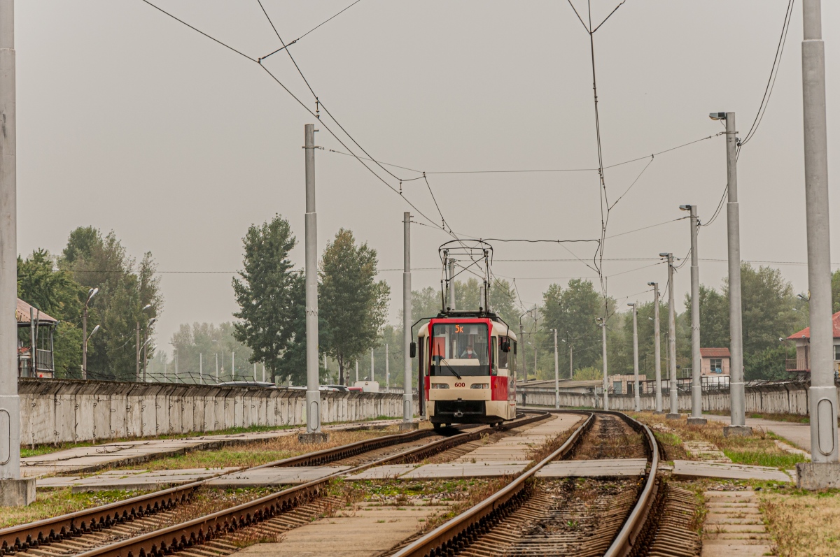 Kijev, T3UA-3 “Kashtan” — 600