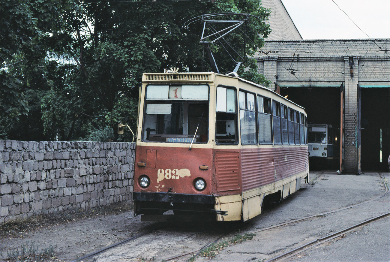 Стаханов, 71-605 (КТМ-5М3) № 082