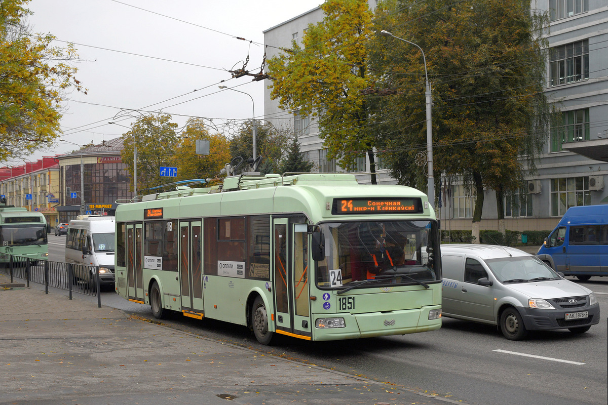 Гомель, БКМ 32100D № 1851