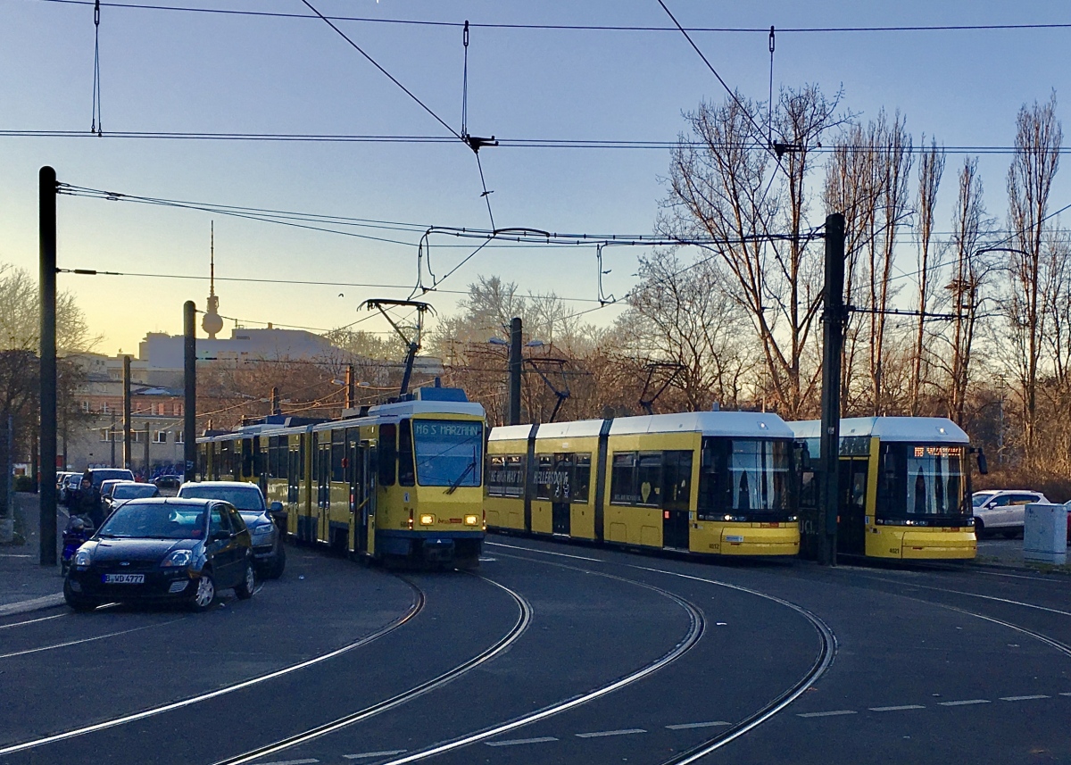 Берлин, Tatra KT4DM № 6004; Берлин, Bombardier Flexity Berlin (GT6-08ZR/F6Z) № 4012; Берлин, Bombardier Flexity Berlin (GT6-08ZR/F6Z) № 4021