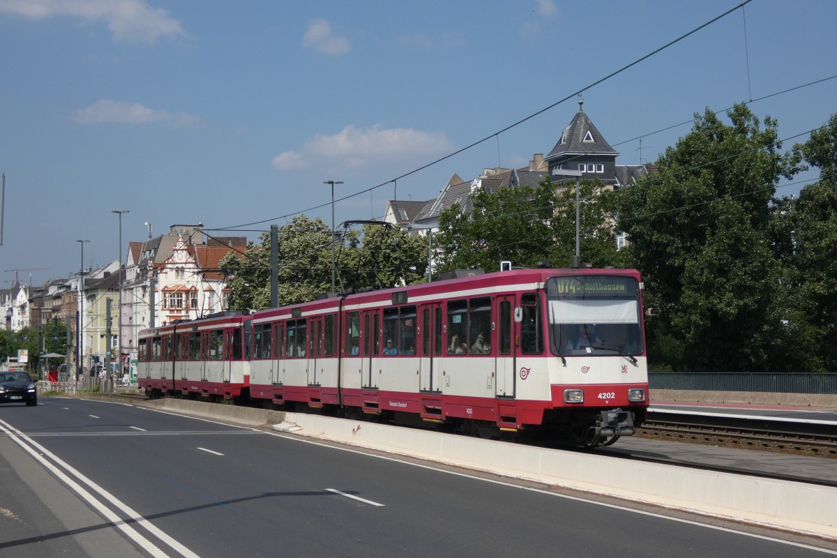 Дюссельдорф, Duewag B80D № 4202