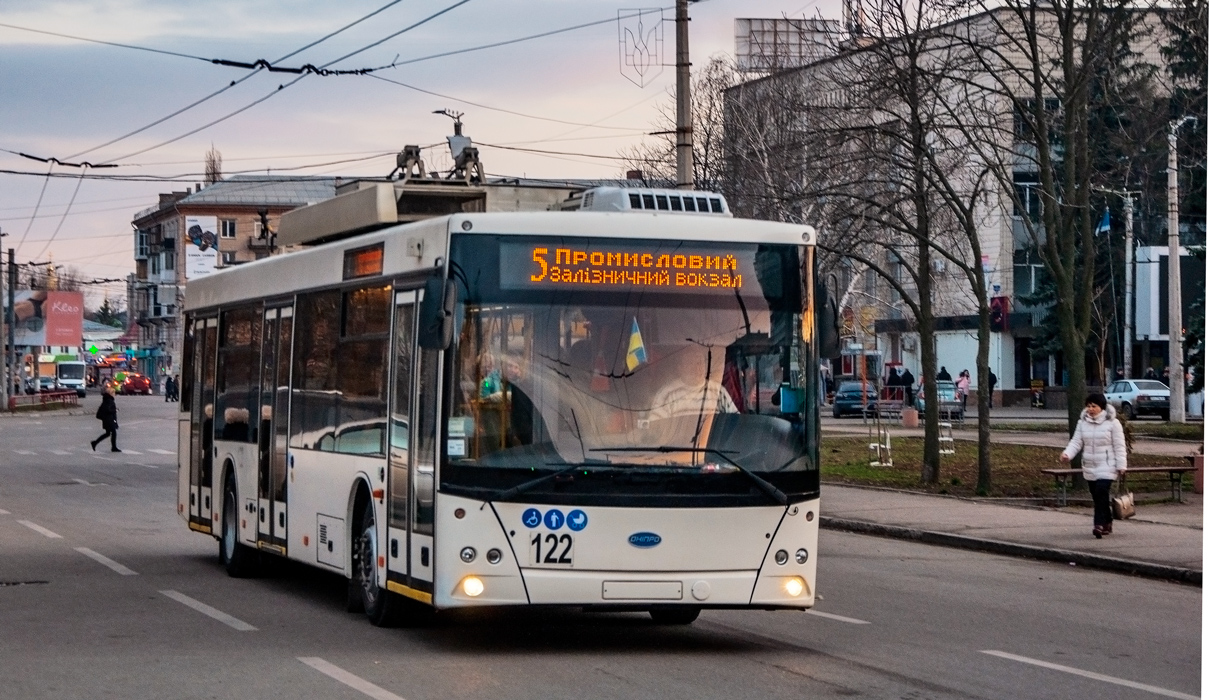 Кропивницкий, Дніпро Т203 № 122