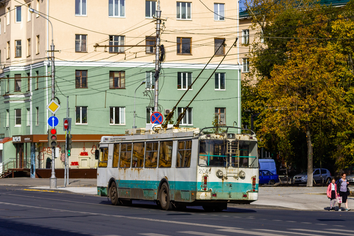 Пенза, ЗиУ-682Г-016.02 № 2040