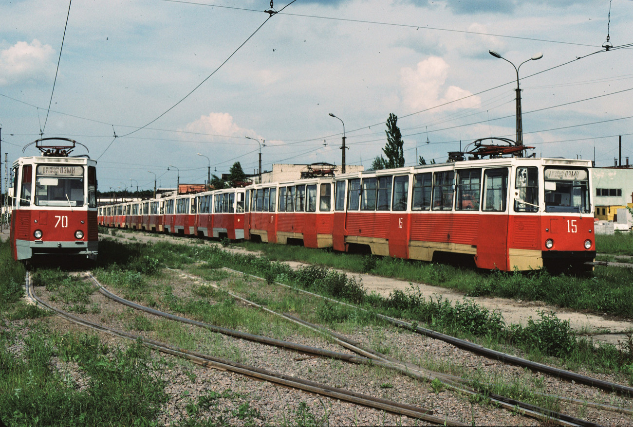 Старый Оскол, 71-605 (КТМ-5М3) № 70; Старый Оскол, 71-605 (КТМ-5М3) № 15; Старый Оскол — Исторические фотографии [1976-2003]