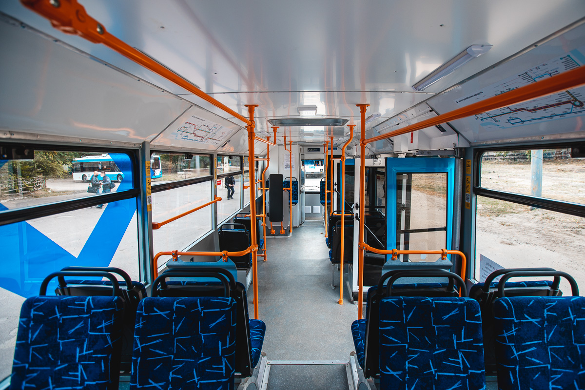 Dnipro, YMZ E186 # 2541