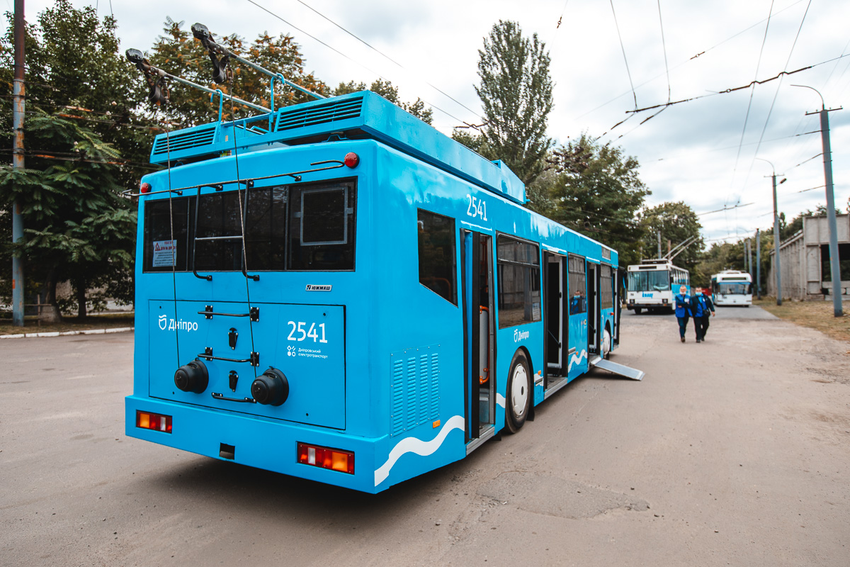 Dniepr, YMZ E186 Nr 2541