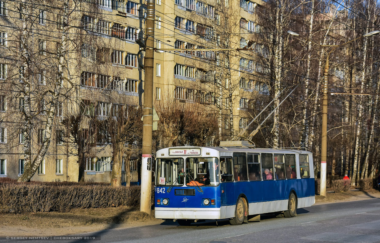 Чебоксары, ЗиУ-682Г-016 (012) № 842