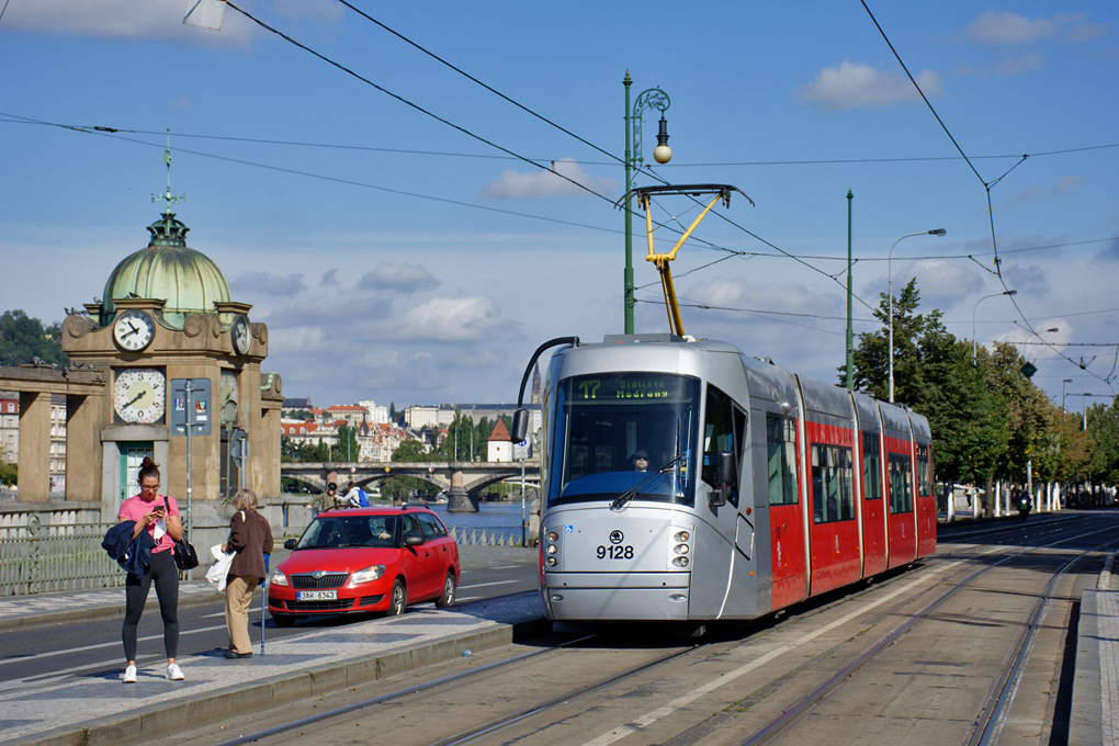 Прага, Škoda 14T Elektra № 9128