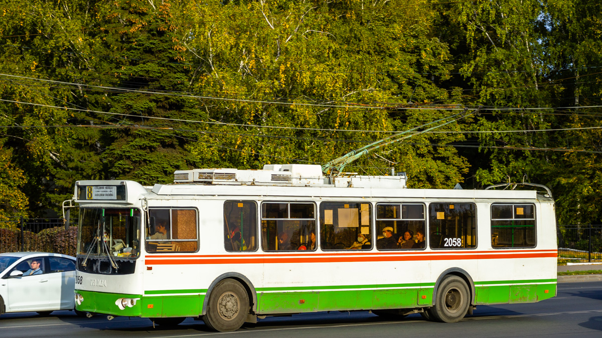 Penza, ZiU-682G-016.02 N°. 2058