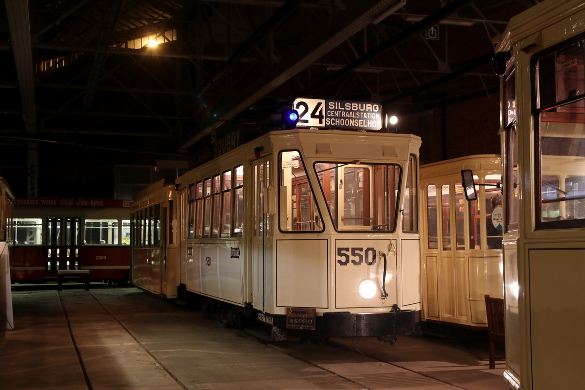 Антверпен, Двухосный моторный вагон № 550
