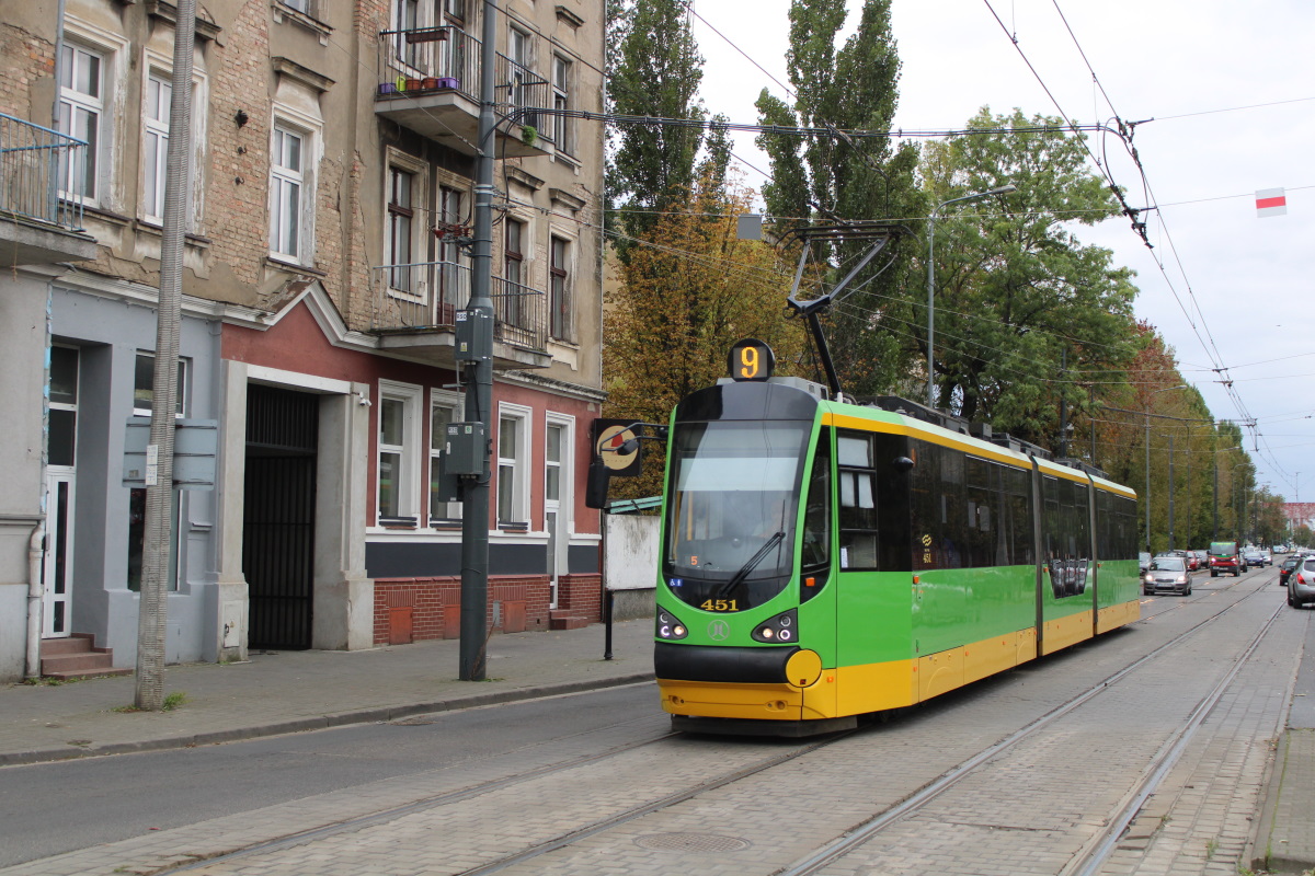 Познань, Modertrans Moderus Beta MF 20 AC № 451