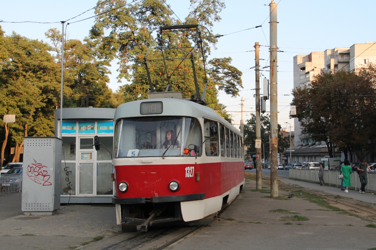 Днепр, Tatra T3SU № 1327