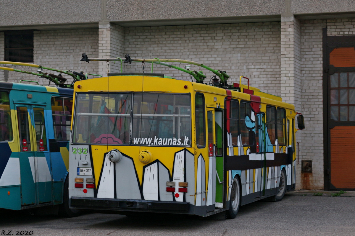 Каунас, Škoda 14Tr02 № 232