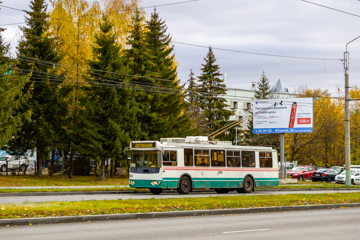 Пенза, ЗиУ-682Г-016.02 № 2024