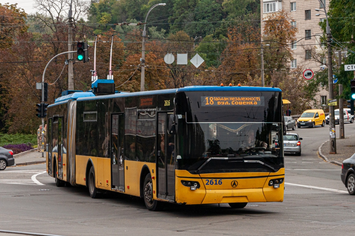Киев, ЛАЗ E301D1 № 2616