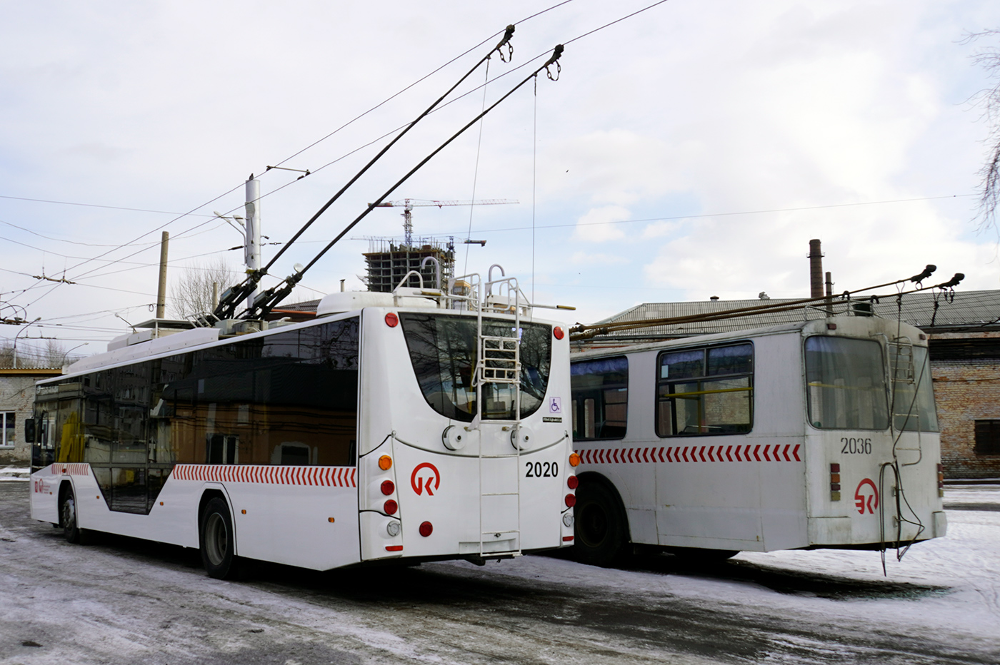 Красноярск, ВМЗ-5298.01 «Авангард» № 2020