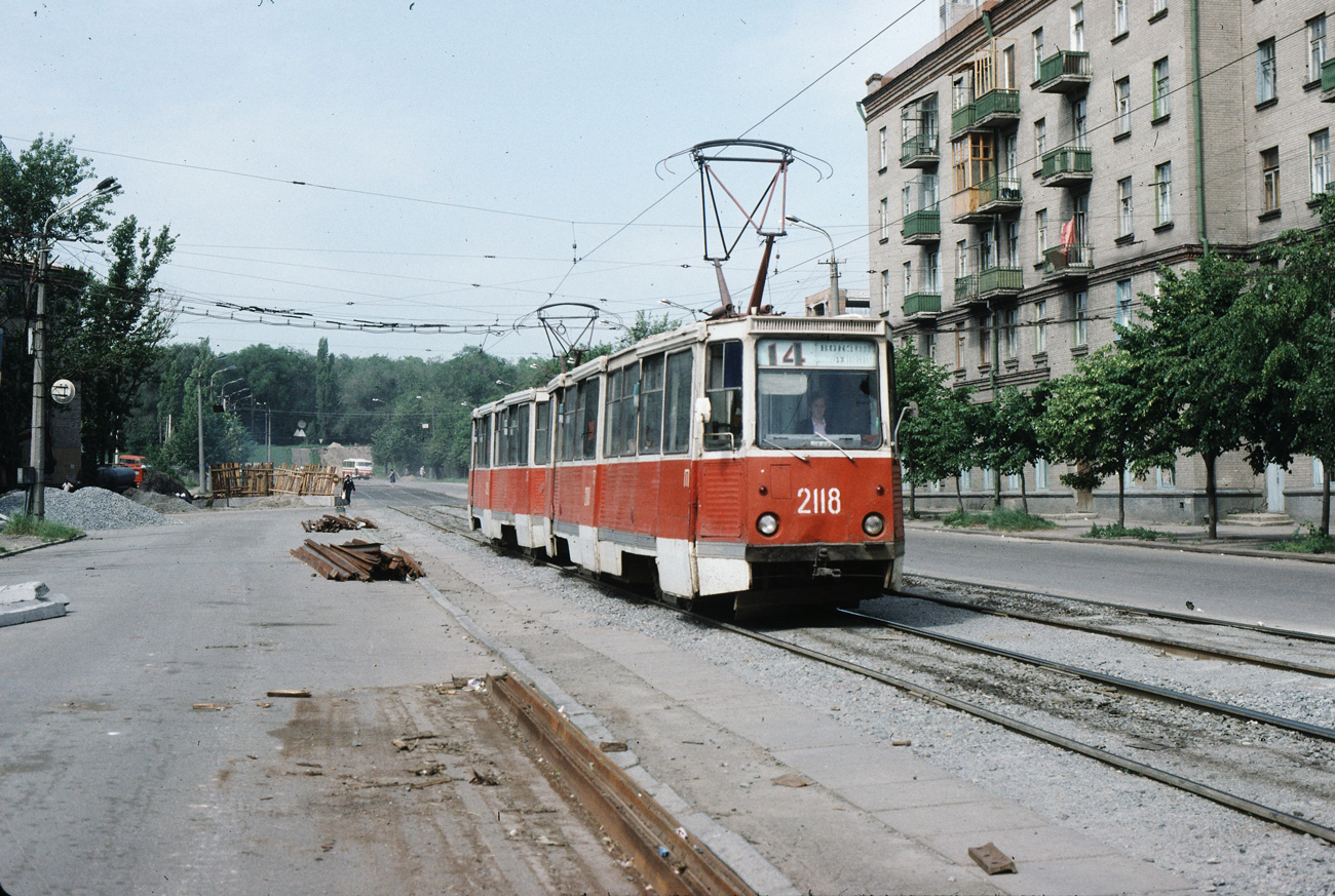 Dnipro, 71-605 (KTM-5M3) N°. 2118; Dnipro — Old photos: Shots by foreign photographers