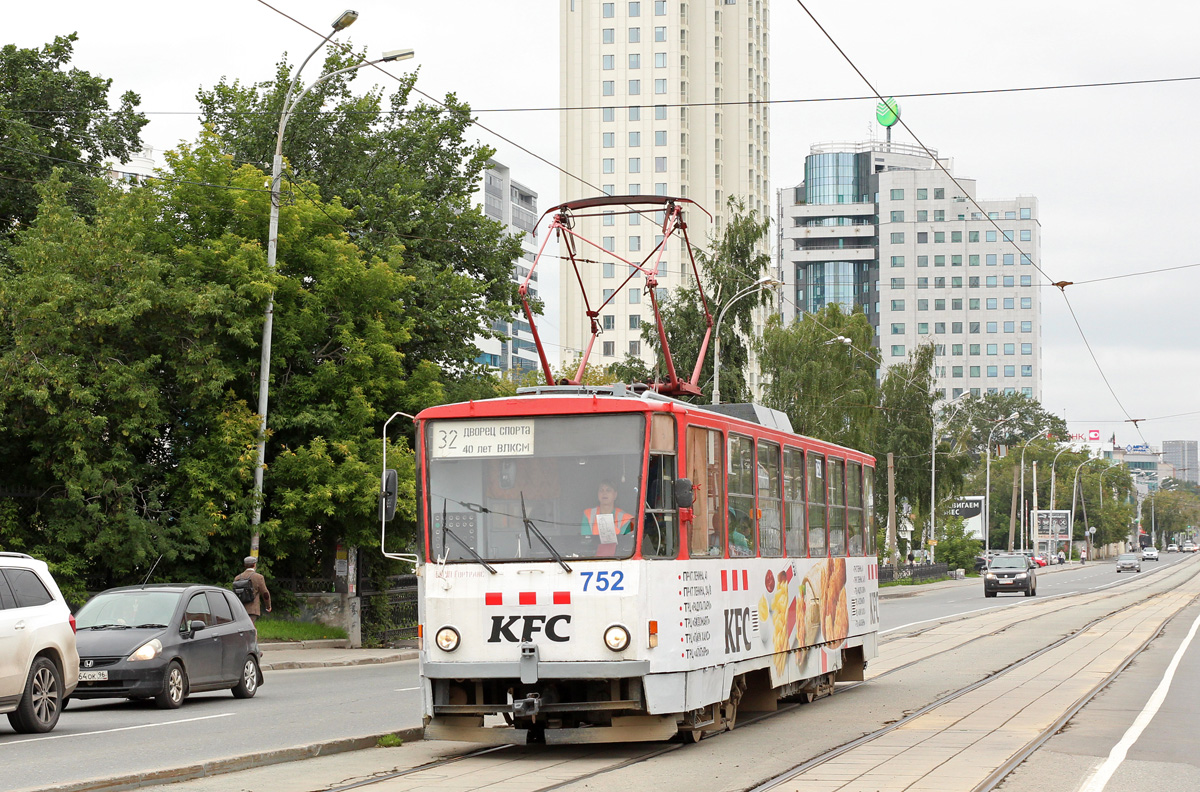 Екатеринбург, Tatra T6B5SU № 752