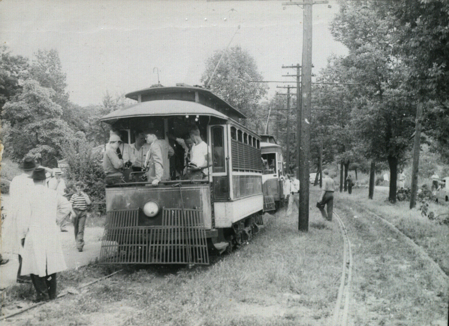 Covington, Brownell 2-axle motor car # Kentucky; Covington — Special Railfans Trip on July 18, 1950