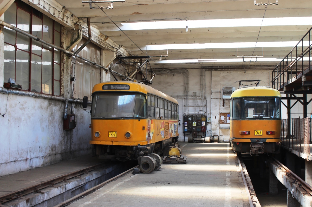 Ботошани, Tatra T4D-MI № BT-333; Ботошани, Tatra T4D-MI № BT-321