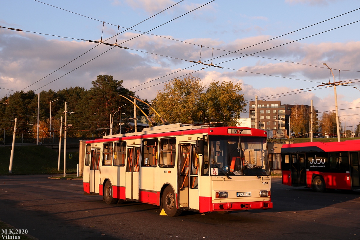 Вильнюс, Škoda 14Tr13/6 № 1610