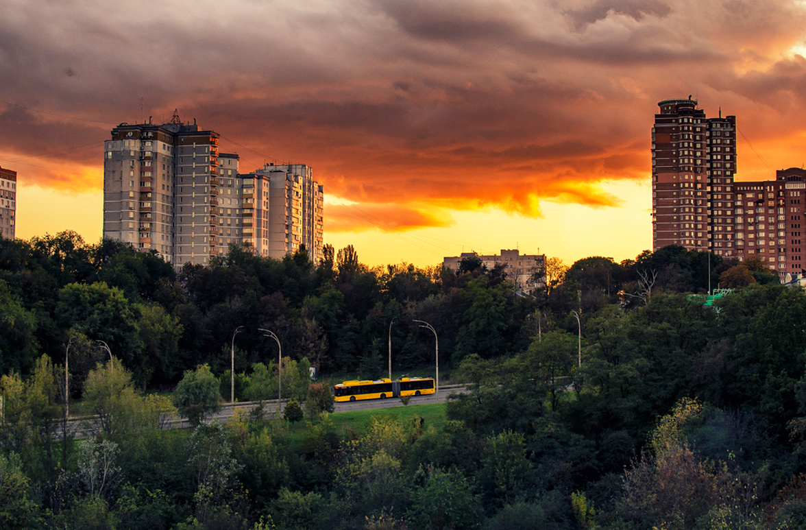 Киев — Троллейбусные линии: Соломенка, Отрадный