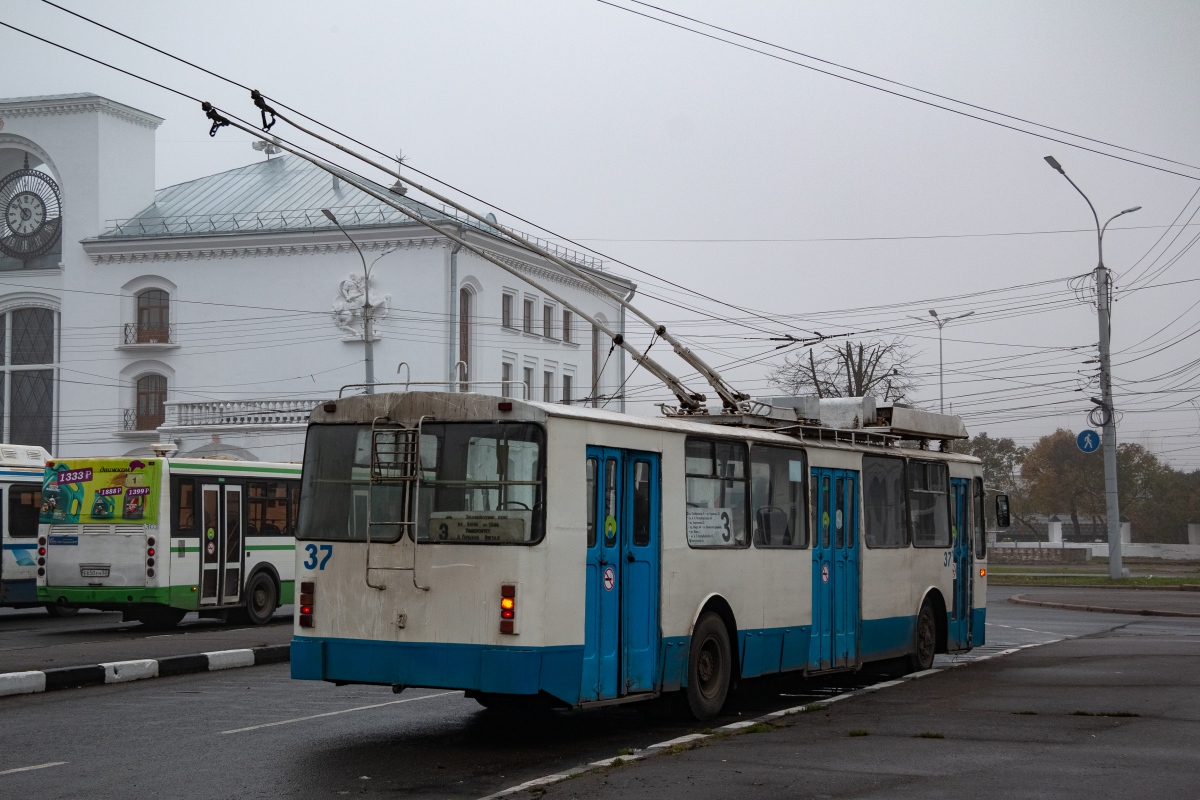 Veliki Novgorod, ZiU-682 GOH Ivanovo Br. 37