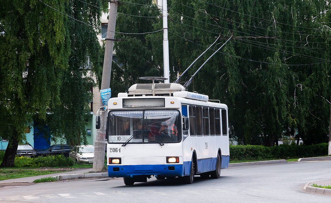 Уфа, БТЗ-52761Р № 2064