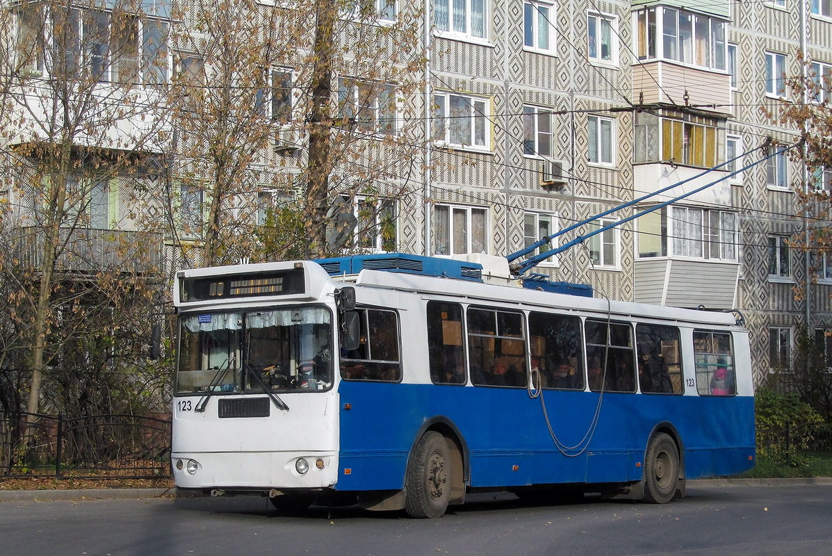 Калуга, ЗиУ-682Г-016.02 № 123