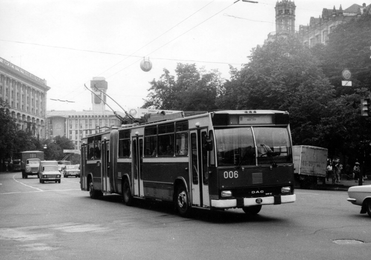 Kijev, DAC-217E — 006; Kijev — Historical photos
