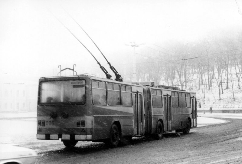 Киев, DAC-217E № 006; Киев — Исторические фотографии