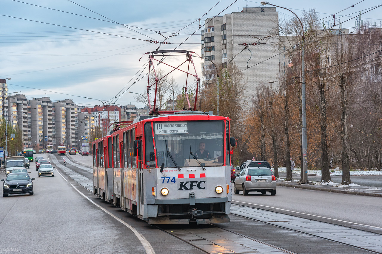 Iekaterinbourg, Tatra T6B5SU N°. 774