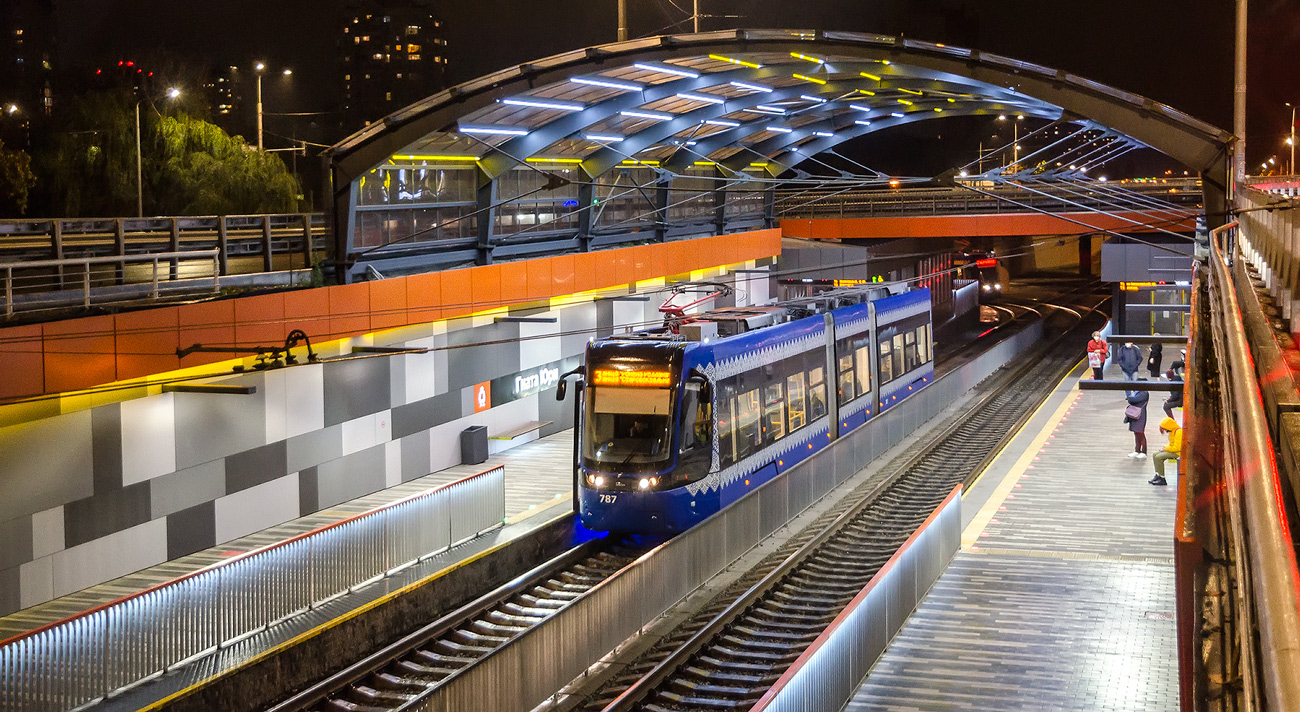 基辅, PESA 71-414K (Fokstrot) # 787; 基辅 — Stop signs, shelters and panels; 基辅 — Tramway lines: Rapid line