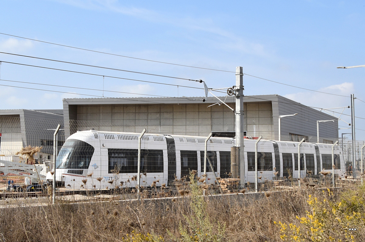 Tel Aviv — Construction of the red line Light Rail