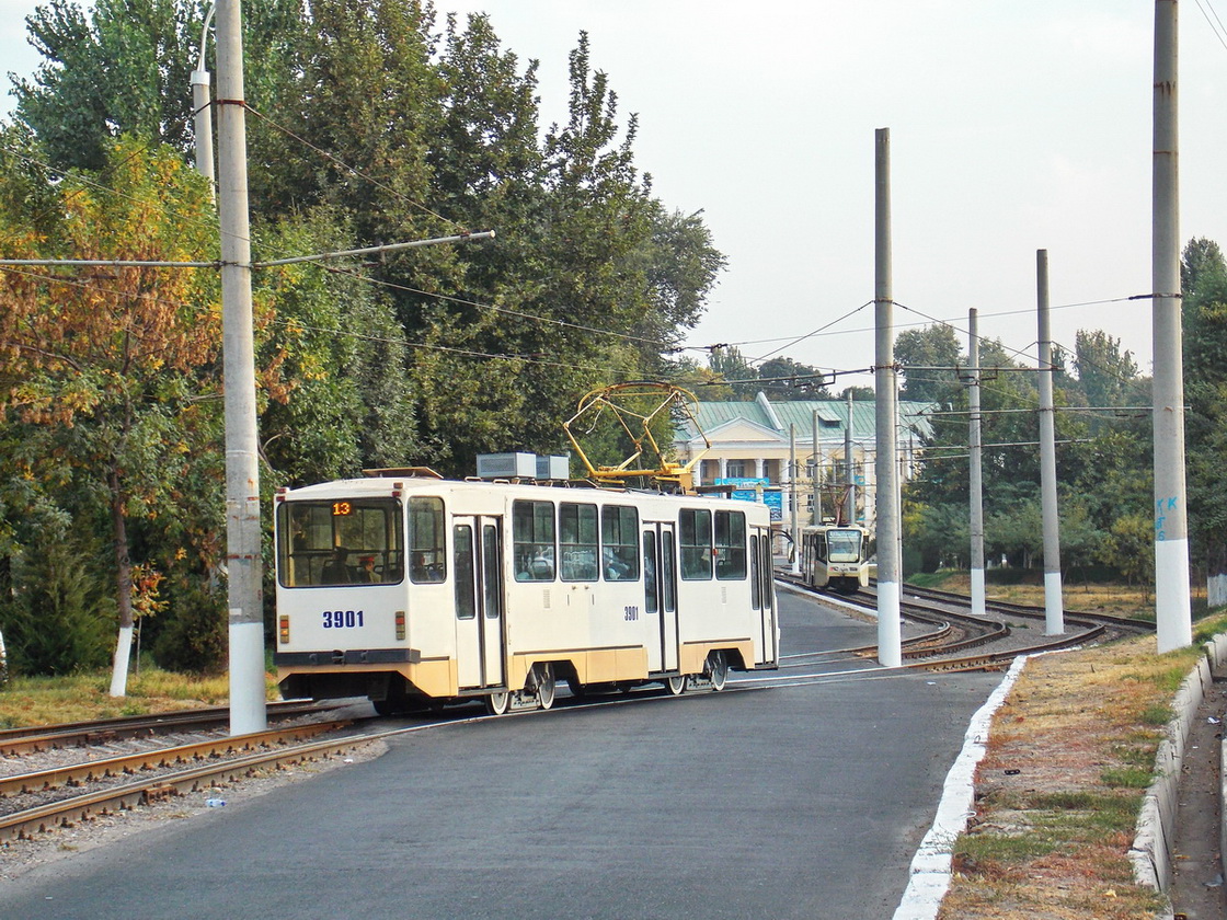 Ташкент, 71-403 № 3901; Ташкент, 71-619КТ № 3110