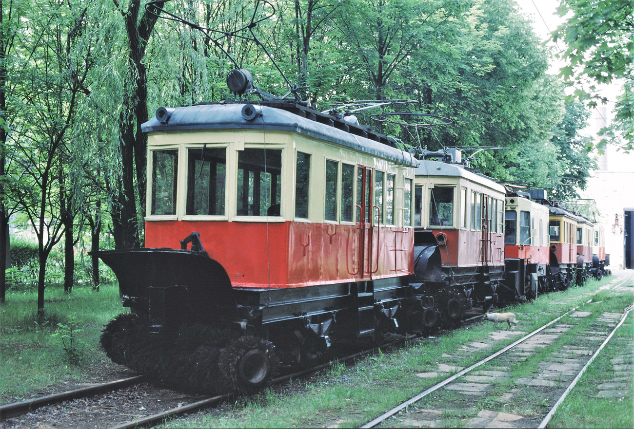 Днепр — Исторические фотографии: Серии иностранных авторов; Днепр — Территория трамвайных депо; Днепр — Трамваи без номеров Днепр — Исторические фотографии: Серии иностранных авторов; Днепр — Территория трамвайных депо; Днепр — Трамваи без номеров