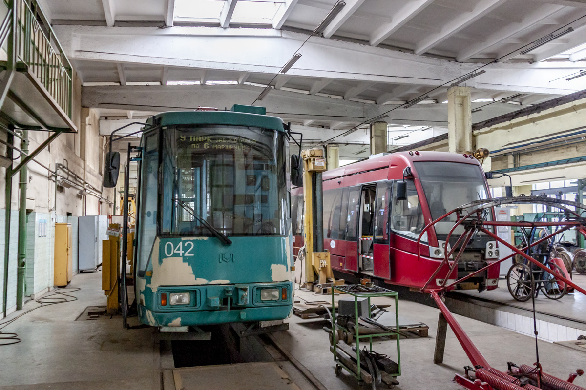 Минск, БКМ 60102 № 042; Минск — Трамвайный парк