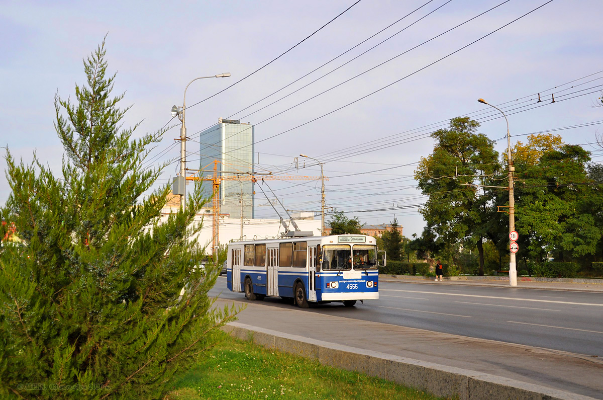 Волгоград, ЗиУ-682Г-016 (012) № 4555 Волгоград, ЗиУ-682Г-016 (012) № 4555