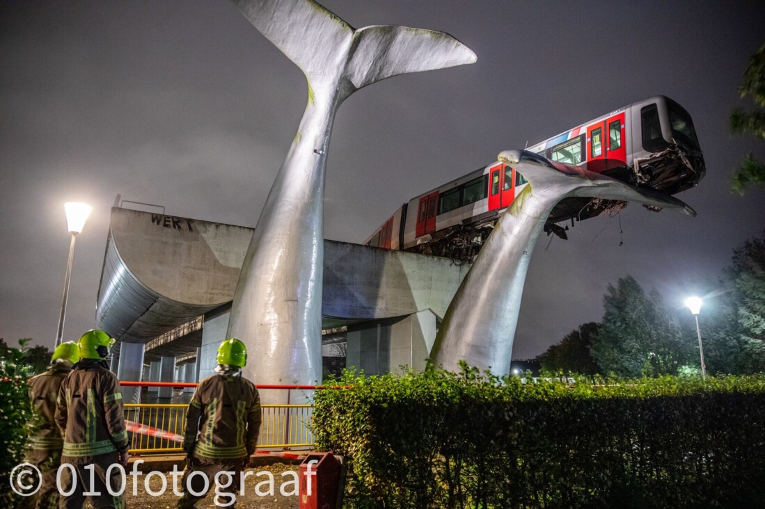 Rotterdam, Bombardier MG2/1 Br. 5351; Rotterdam — Accident with Metro Train at De Akkers Station on 02.11.2020 Rotterdam, Bombardier MG2/1 Br. 5351; Rotterdam — Accident with Metro Train at De Akkers Station on 02.11.2020