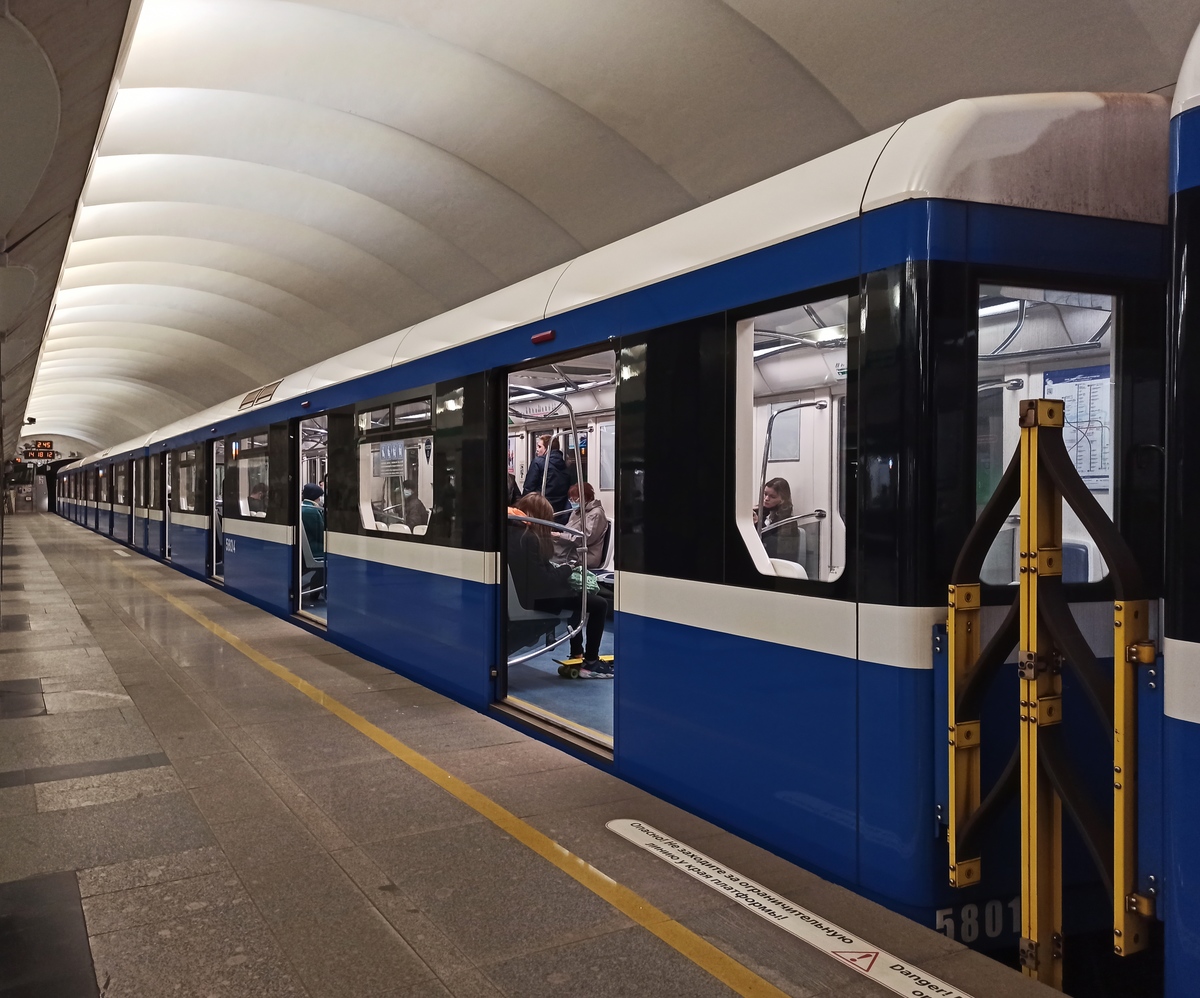 Санкт-Петербург, 81-558 «НеВа» № 58014