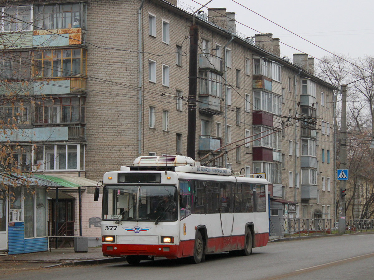 Киров, БТЗ-52764Р № 577