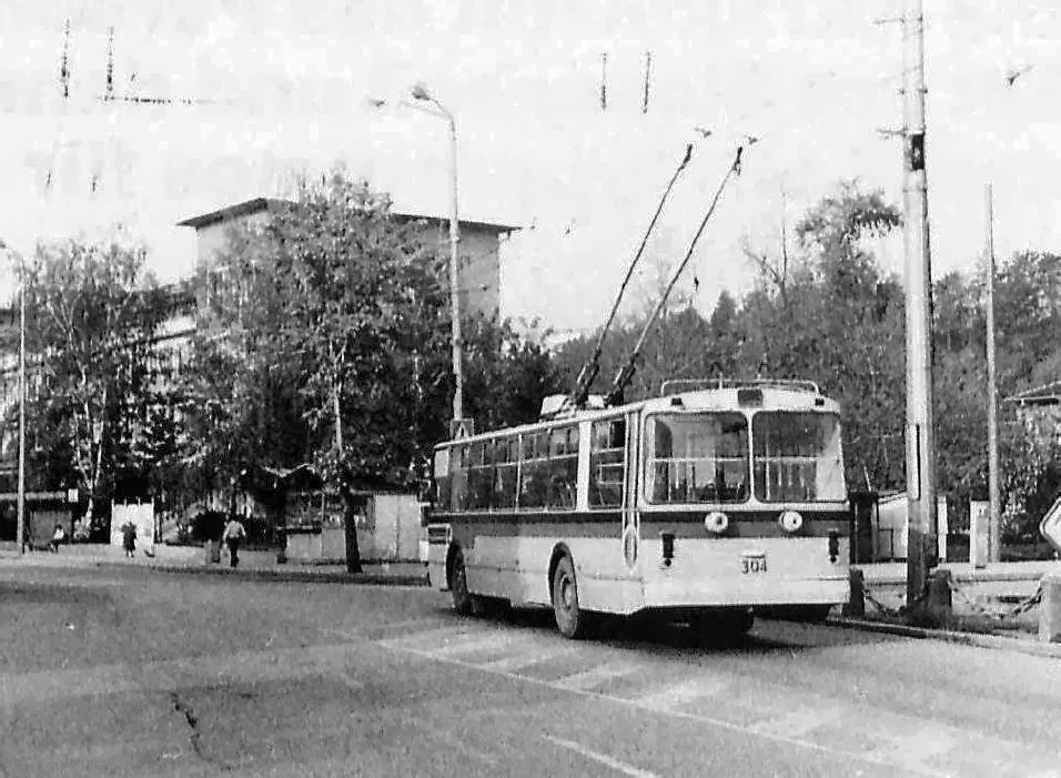 Габрово, ЗиУ-682В1УА № 304