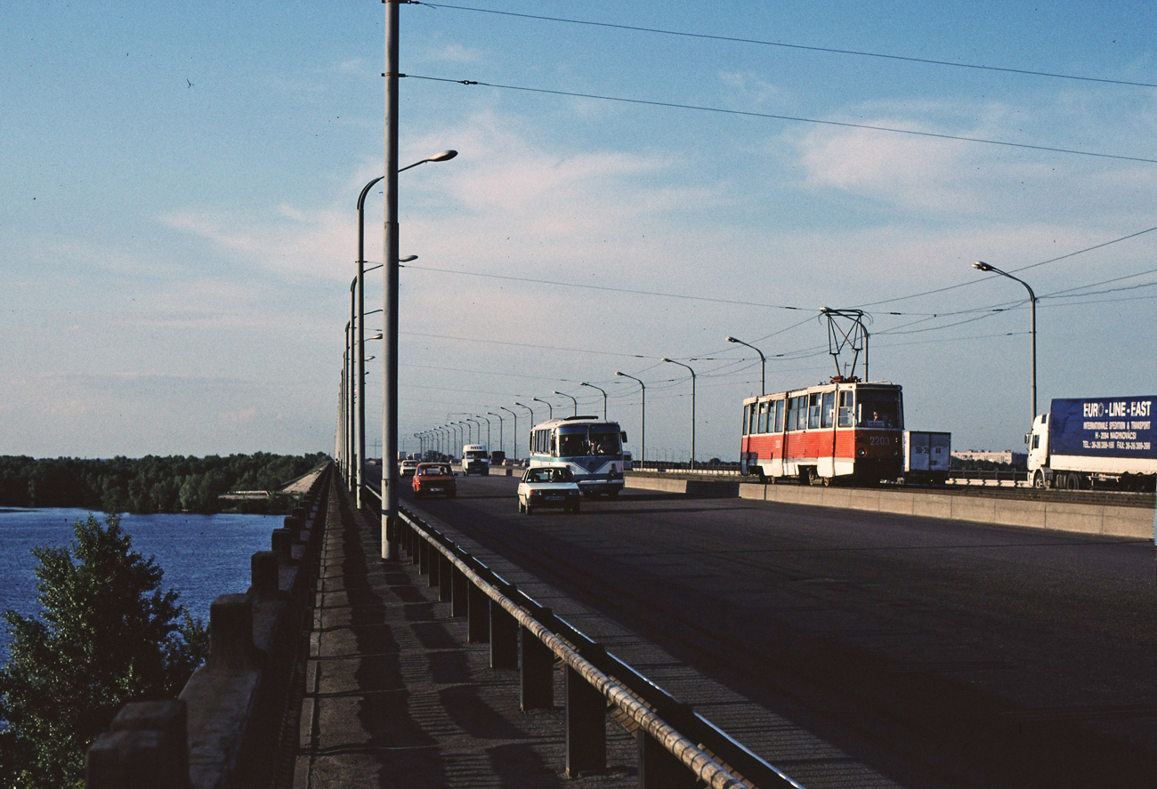 Днепр, 71-605А № 2203; Днепр — Исторические фотографии: Серии иностранных авторов