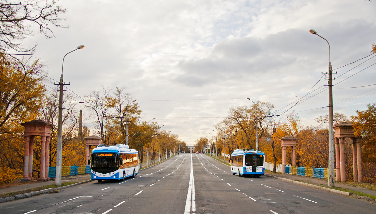 Mariupol, AKSM 321 (BKM-Ukraine) Nr 1447; Mariupol, AKSM 321 (BKM-Ukraine) Nr 1403