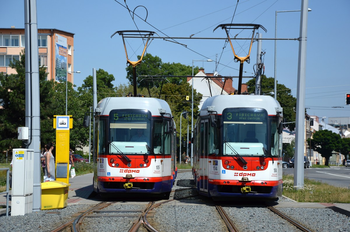 Olomouc, Vario LF+/O č. 104; Olomouc, Vario LF+/O č. 105