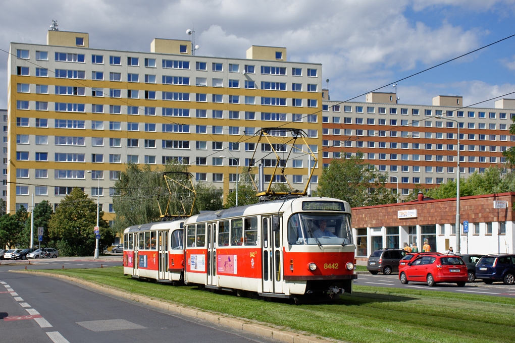 Прага, Tatra T3R.P № 8442